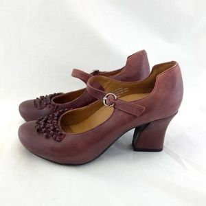 Earthies 7B Heels Pumps Dancing Leather Merlot